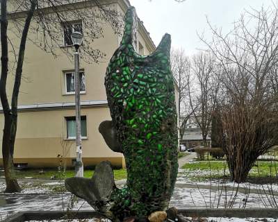 Poszukiwana, poszukiwany… właściciel delfina z Nowej Huty