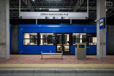 Ziemia obsunęła się na tory na pętli Górka Narodowa. "Ma się to nie powtórzyć"