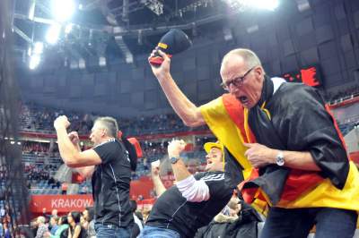 K. Piasecki: dlaczego Wanda z PiS-u ciągle boi się Niemca, a nie Szweda?