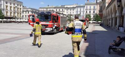 Akcja straży pożarnej w Sukiennicach. Było duże zadymienie...