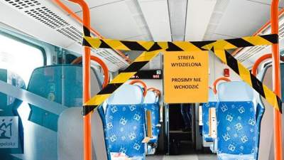 Zatrzymano pociąg, bo nie miała maseczki. Czy policja miała prawo interweniować?