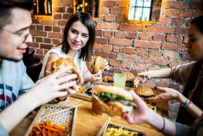 W Krakowie pojawiła się nowa konkurencja dla Uber Eats