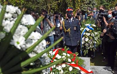 Cmentarz Podgórski: pogrzeb Bronisława Cieślaka - zdjęcie 24