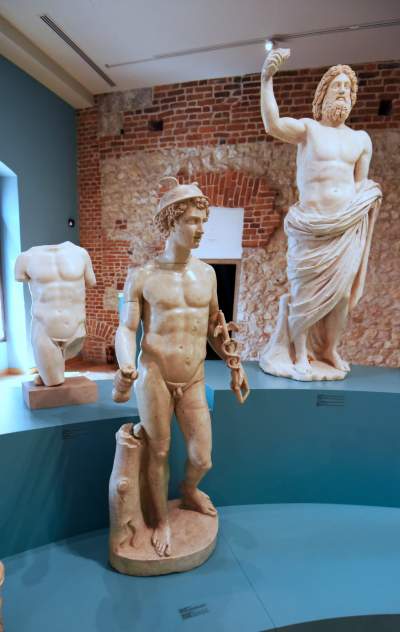 "Źródła": Galeria Sztuki Starożytnej w Arsenale - zdjęcie 19