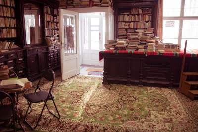 Jeden z najpiękniejszych anykwariatów w Krakowie, w dawnej aptece - zdjęcie 7