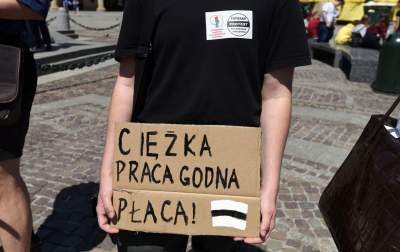 Protest pielęgniarek na Rynku Głównym - zdjęcie 8