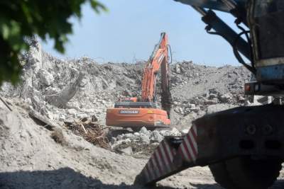 Niewiele już zostało z Cementowni Nowa Huta. Fot. Marek Lasyk - zdjęcie 9