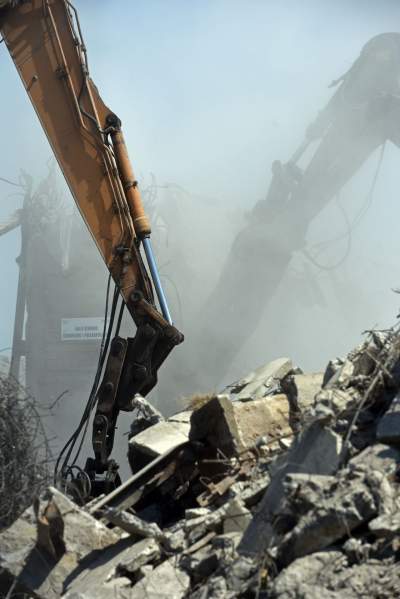 Niewiele już zostało z Cementowni Nowa Huta. Fot. Marek Lasyk - zdjęcie 22