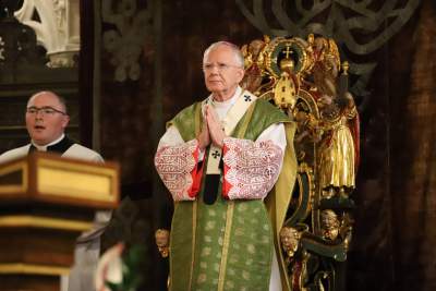 Rocznica pogrzebu Marii i Lecha Kaczyńskich na Wawelu, fot. Archidiecezja Krakowska - zdjęcie 11