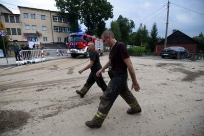 Głogoczów: sprzątanie po powodzi błyskawicznej - zdjęcie 21