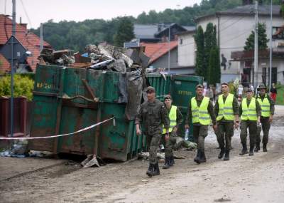 Głogoczów: sprzątanie po powodzi błyskawicznej - zdjęcie 31