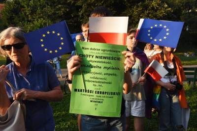 Marsz cnotliwych niewiast, wiedźm i innych obywateli - zdjęcie 11