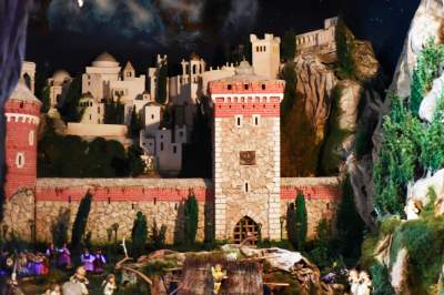 Samolot, grill i inne cuda: największe ruchome szopki w Krakowie - zdjęcie 15