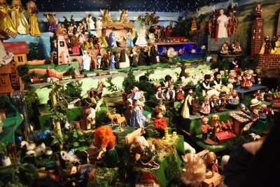 Samolot, grill i inne cuda: największe ruchome szopki w Krakowie - zdjęcie 5