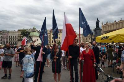 Rynek Główny: oficjalne obchody rocznicy wybuchu Powstania - zdjęcie 16