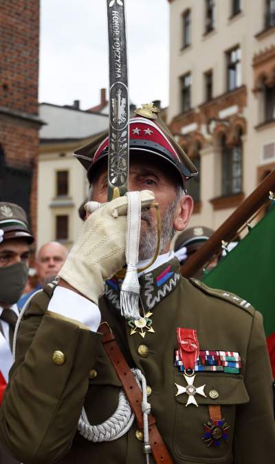 Rynek Główny: oficjalne obchody rocznicy wybuchu Powstania - zdjęcie 22