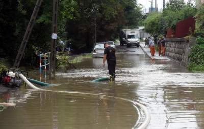 Sprzątanie po ulewie. Bieżanów i Prokocim, fot. Marek Lasyk - zdjęcie 6