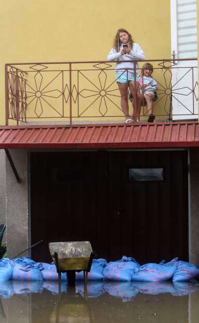 Sprzątanie po ulewie. Bieżanów i Prokocim, fot. Marek Lasyk - zdjęcie 28