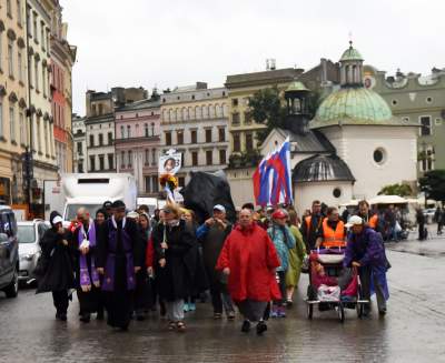 Pielgrzymi wyruszyli na Jasną Górę, fot. Marek Lasyk - zdjęcie 11