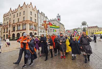 Pielgrzymi wyruszyli na Jasną Górę, fot. Marek Lasyk - zdjęcie 17