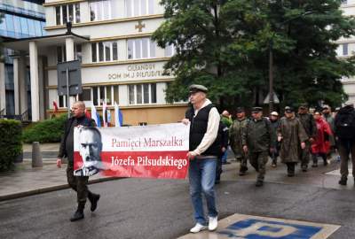Deszcz ich nie zniechęcił. Jak co roku ruszyli do Kielc - zdjęcie 1