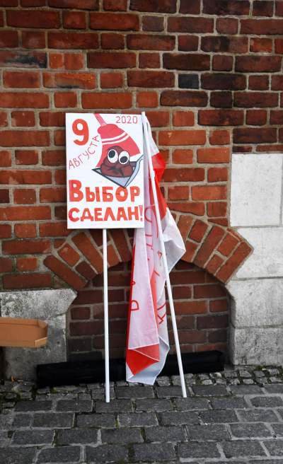 W Krakowie solidarni z Białorusią, fot. Marek Lasyk - zdjęcie 32