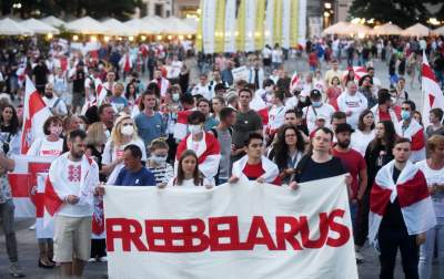 W Krakowie solidarni z Białorusią, fot. Marek Lasyk - zdjęcie 29