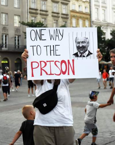 W Krakowie solidarni z Białorusią, fot. Marek Lasyk - zdjęcie 17