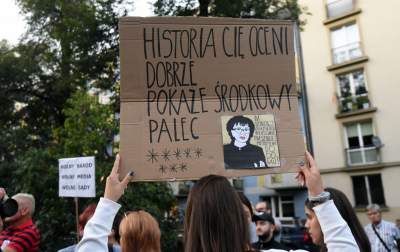 Protest przed siedzibą PiS, fot. Marek Lasyk - zdjęcie 5