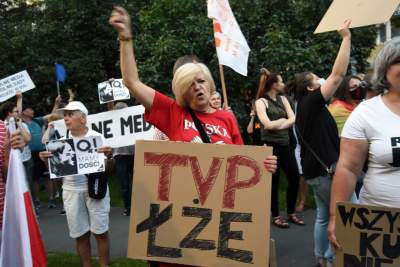 Protest przed siedzibą PiS, fot. Marek Lasyk - zdjęcie 26