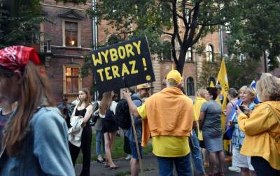 Protest przed siedzibą PiS, fot. Marek Lasyk - zdjęcie 9