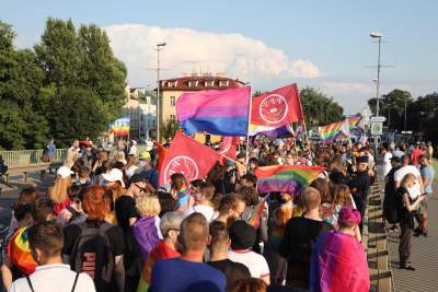 Radosny Marsz Równości idzie przez Kraków... (fot. Jan Graczyński) - zdjęcie 5