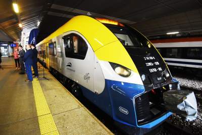 Uroczysty odbiór pociągu PESA ELF2, fot. Marek Lasyk - zdjęcie 1