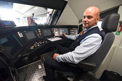 Uroczysty odbiór pociągu PESA ELF2, fot. Marek Lasyk - zdjęcie 6