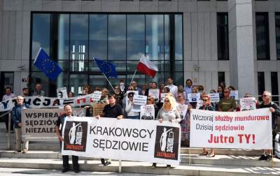 Sędziowie niezłomni: protestują każdego 18. dnia miesiąca - zdjęcie 3
