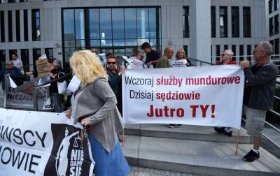 Sędziowie niezłomni: protestują każdego 18. dnia miesiąca - zdjęcie 5