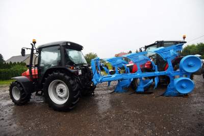 Rolnicza blokada drogi w Warzeńczycach, fot. Marek Lasyk - zdjęcie 4