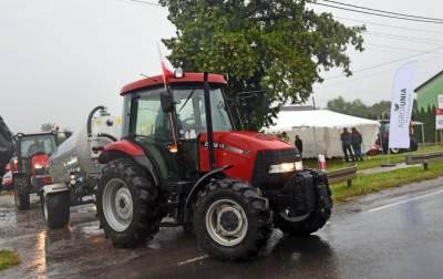 Rolnicza blokada drogi w Warzeńczycach, fot. Marek Lasyk - zdjęcie 6