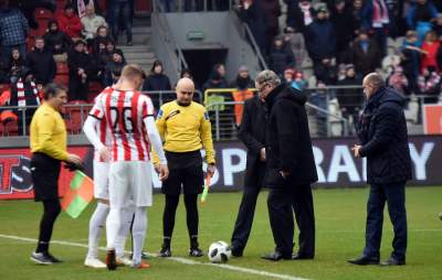 A po drugiej stronie Błoń szampan i świetny nastrój... - zdjęcie 9