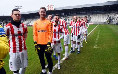 A po drugiej stronie Błoń szampan i świetny nastrój... - zdjęcie 6