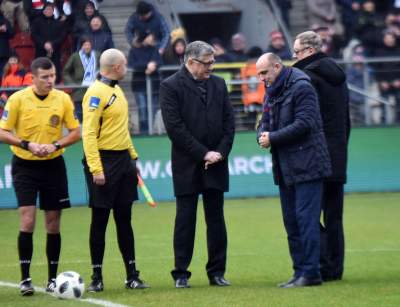 A po drugiej stronie Błoń szampan i świetny nastrój... - zdjęcie 8