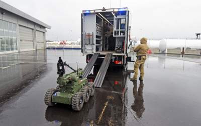 Pięciotonowy specjalista do zadań specjalnych. Fot. Marek Lasyk - zdjęcie 11