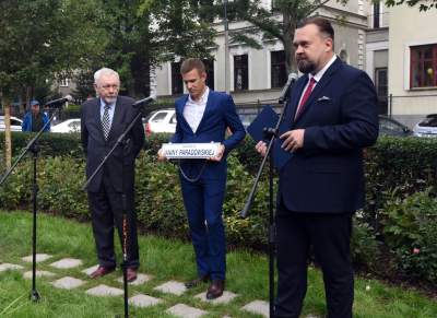 Skwer Janiny Paradowskiej przy ulicy Łobzowskiej - zdjęcie 5