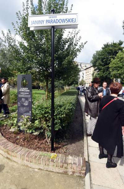 Skwer Janiny Paradowskiej przy ulicy Łobzowskiej - zdjęcie 8