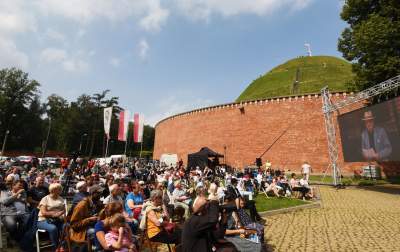 Narodowe czytanie pod kocem Kościuszki. "Moralność pani Dulskiej" - zdjęcie 10