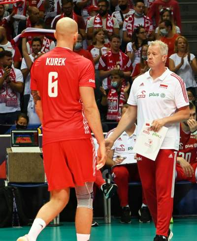 Orły fruwają w Krakowie. Zwycięstwo po szalonym meczu - zdjęcie 23