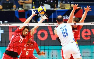 Orły fruwają w Krakowie. Zwycięstwo po szalonym meczu - zdjęcie 15