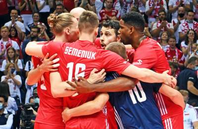 Orły fruwają w Krakowie. Zwycięstwo po szalonym meczu - zdjęcie 24