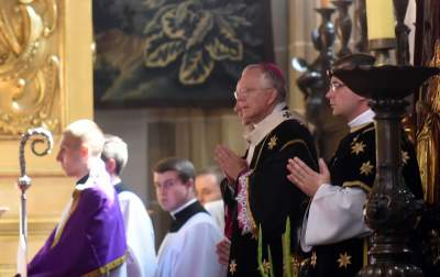 Pogrzeb proboszcza katedry wawelskiej. Obecni prezydent, premier i liderzy PiS - zdjęcie 18