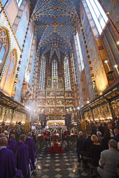 Szczątki trzech żołnierzy niezłomnych uroczyście pochowane... - zdjęcie 12